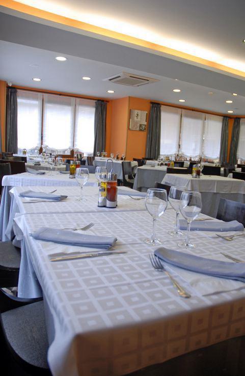 Hotel De Rei Llavorsi Ngoại thất bức ảnh