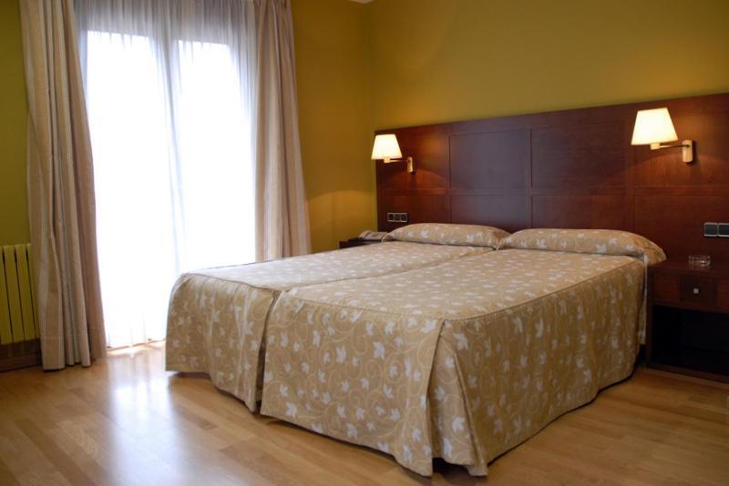 Hotel De Rei Llavorsi Ngoại thất bức ảnh