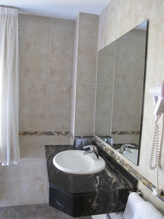 Hotel De Rei Llavorsi Ngoại thất bức ảnh