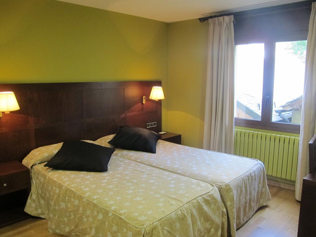 Hotel De Rei Llavorsi Ngoại thất bức ảnh